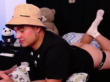 Arthurcooper_ Chaturbate stream image from March 28, 2025