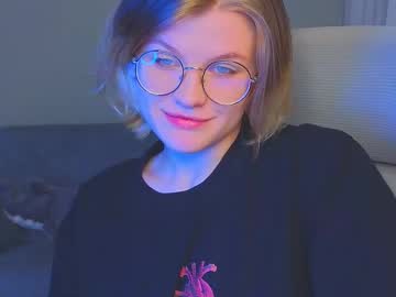 Jess0e9 stream image from March 28, 2025