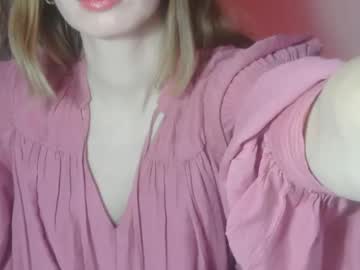 Amati12 Chaturbate stream image from March 28, 2025