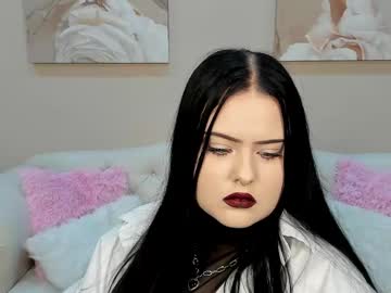 Mollymolligans Chaturbate stream image from March 28, 2025