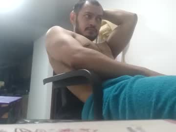 Dani587378 Chaturbate stream image from March 28, 2025