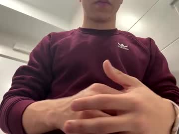 Carlos_Owen Chaturbate stream image from March 28, 2025
