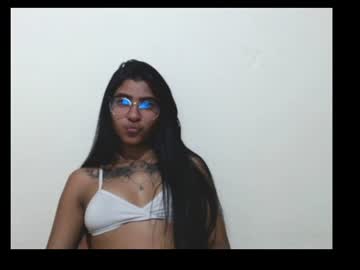 Kitty_Love2228 Chaturbate stream image from March 28, 2025