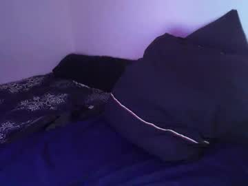 Longdong25y Chaturbate stream image from March 28, 2025