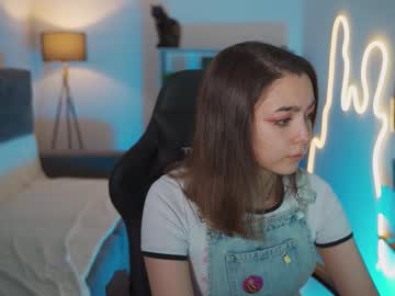 Nymphalinae Chaturbate stream image from March 28, 2025