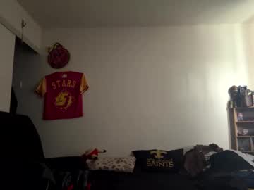 Aaronversace Chaturbate stream image from March 28, 2025