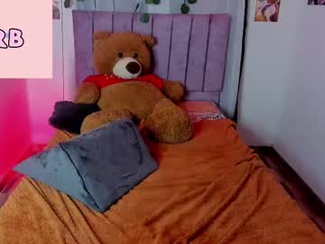 Alyssa_Regina Chaturbate stream image from March 28, 2025