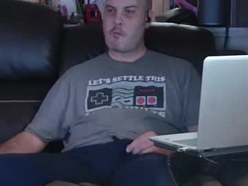 Ddboobman Chaturbate stream image from March 28, 2025