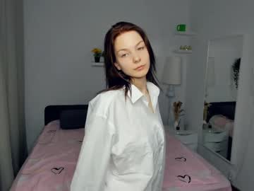 N1na_N1ght stream image from March 28, 2025