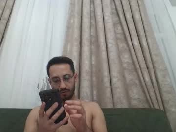 Apkas1 Chaturbate stream image from March 28, 2025