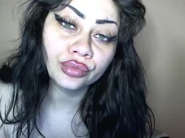 Gipsygiuliaa Chaturbate stream image from March 28, 2025