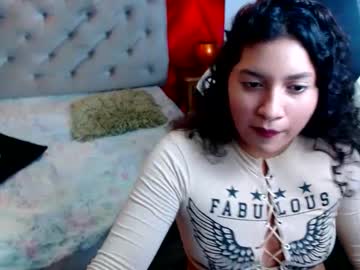 Isabellasexxyfox Chaturbate stream image from March 28, 2025