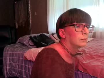 Mommamadesissy Chaturbate stream image from March 28, 2025