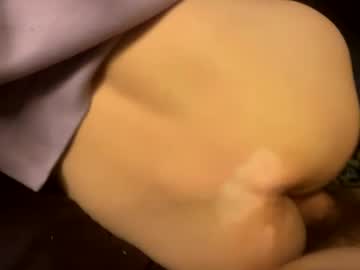 Tnikki2025 Chaturbate stream image from March 29, 2025