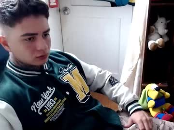 Santi_Ss Chaturbate stream image from March 29, 2025