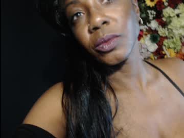 Yhlemina Chaturbate stream image from March 29, 2025