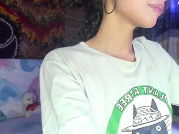 Kalahnna Chaturbate stream image from March 29, 2025
