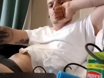 Rollinhard2525 Chaturbate stream image from March 29, 2025