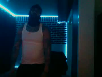 Bigwaynebabyxxx Chaturbate stream image from March 29, 2025