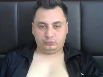 Jnsnw Chaturbate stream image from March 29, 2025