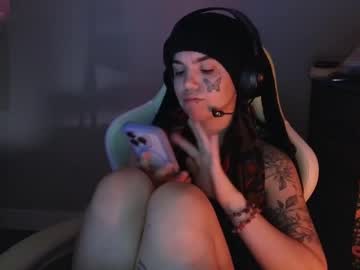 Bluedweeb Chaturbate stream image from March 29, 2025