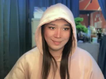 Lovingly_Sex_Andrea Chaturbate stream image from March 29, 2025