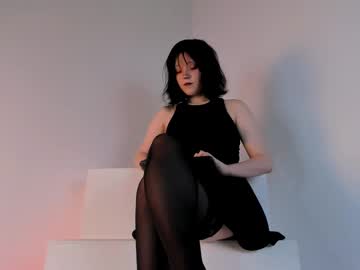 Monicl Chaturbate stream image from March 29, 2025