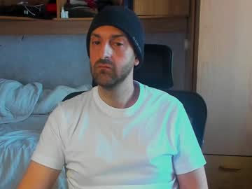 Spearoftyr Chaturbate stream image from March 29, 2025