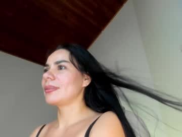 Megandupont Chaturbate stream image from March 29, 2025