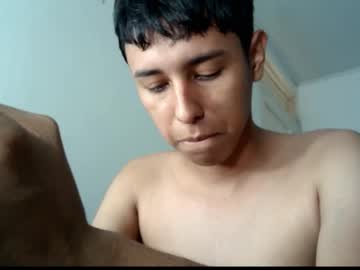 Kim270 Chaturbate stream image from March 29, 2025