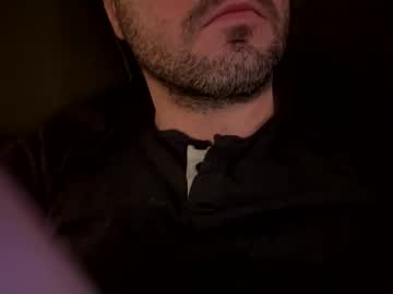 2027pineapple Chaturbate stream image from March 29, 2025