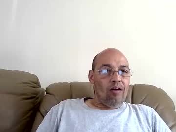 Latinoinfla Chaturbate stream image from March 29, 2025