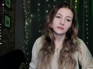 Fancymeee Chaturbate stream image from March 29, 2025