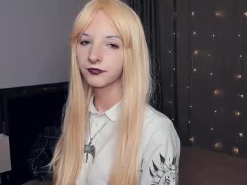 Lois_Clovers Chaturbate stream image from March 29, 2025