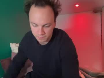 Yournoahbloom Chaturbate stream image from March 29, 2025