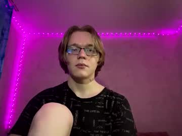Goomarks Chaturbate stream image from March 30, 2025