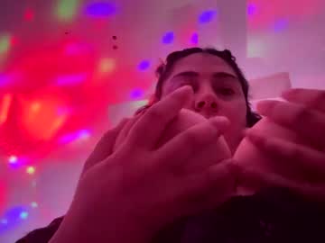 Bigbootymona Chaturbate stream image from March 30, 2025
