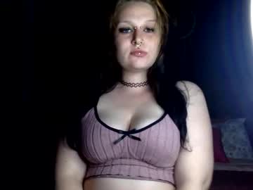 Kelsokelsokelsoo Chaturbate stream image from March 30, 2025
