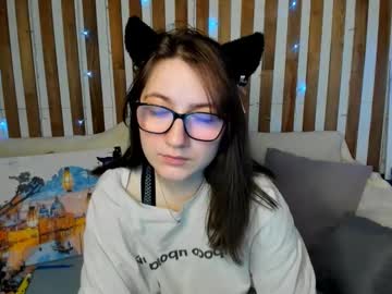 Tararyann Chaturbate stream image from March 30, 2025