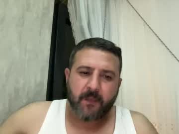 Assertiv0 Chaturbate stream image from March 30, 2025