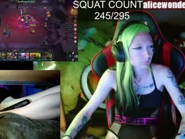 Alicewonder52 Chaturbate stream image from March 30, 2025