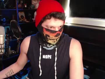 Lolzolo Chaturbate stream image from March 30, 2025