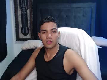 Simple_Guyy Chaturbate stream image from March 30, 2025