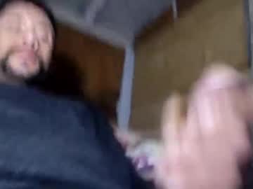 Kakaroto30102 Chaturbate stream image from March 30, 2025