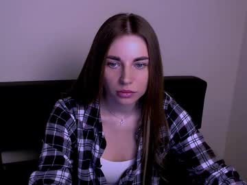 Miadevil_ Chaturbate stream image from March 30, 2025