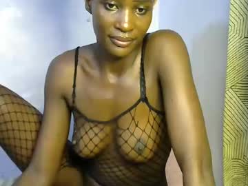 Pettite_Spicey Chaturbate stream image from March 30, 2025