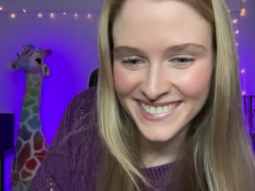 Shadebabe Chaturbate stream image from March 30, 2025
