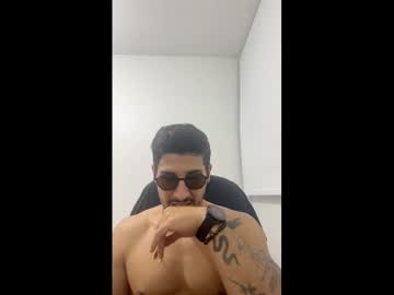 Fitlatinboyy Chaturbate stream image from March 30, 2025