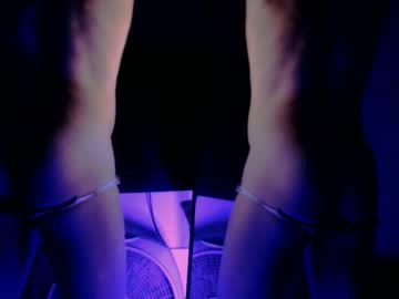 Lolwhoah Chaturbate stream image from March 30, 2025