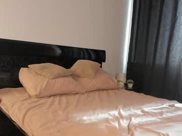 Blondy_Barbie Chaturbate stream image from March 30, 2025